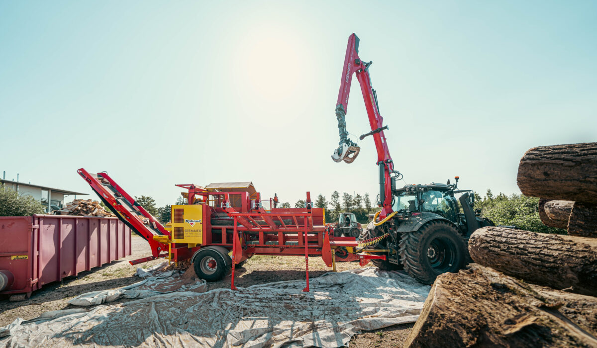 Brennholz Aufarbeitung bei KL Firewood